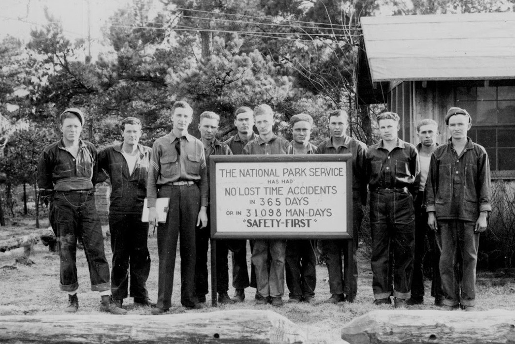 Historic workers and lumber scene from early 20th century Gainesboro